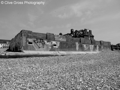 St Leonards Bathing Pool terrace
