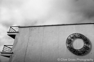 De La Warr Pavilion side