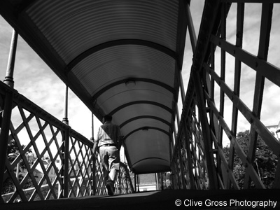 St Leonards Warrior Square railway footbridge