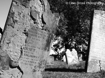 Stone Parish Church graveyard